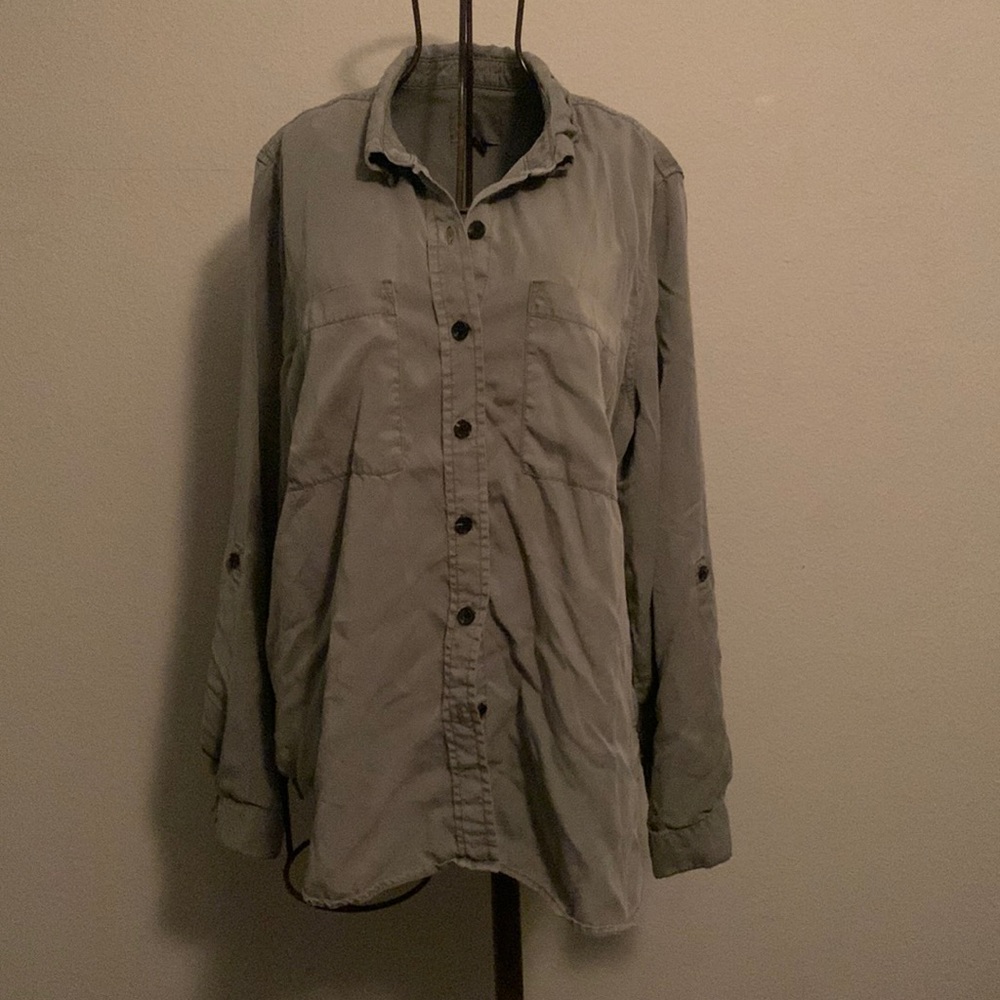 Button down shirt 👚
